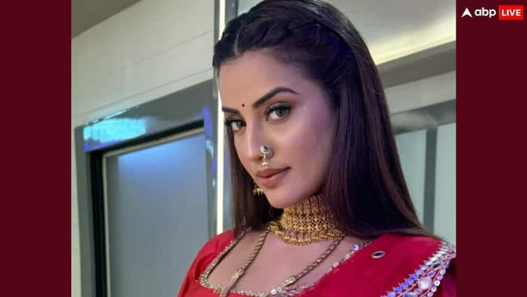 bhojpuri actress akshara singh posts on gender equality know what she says