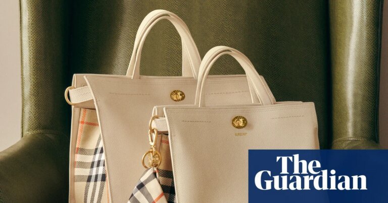 Burberry’s £2,000 cotswolds handbag hits ‘a sweet spot’ with americans | burberry group