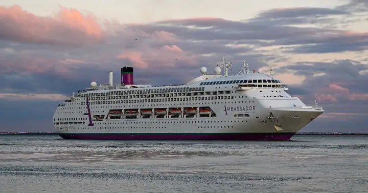 1,700 confined on cruise ship amid suspected norovirus outbreak in france - national 1,700 confined on cruise ship amid suspected norovirus outbreak in france - national