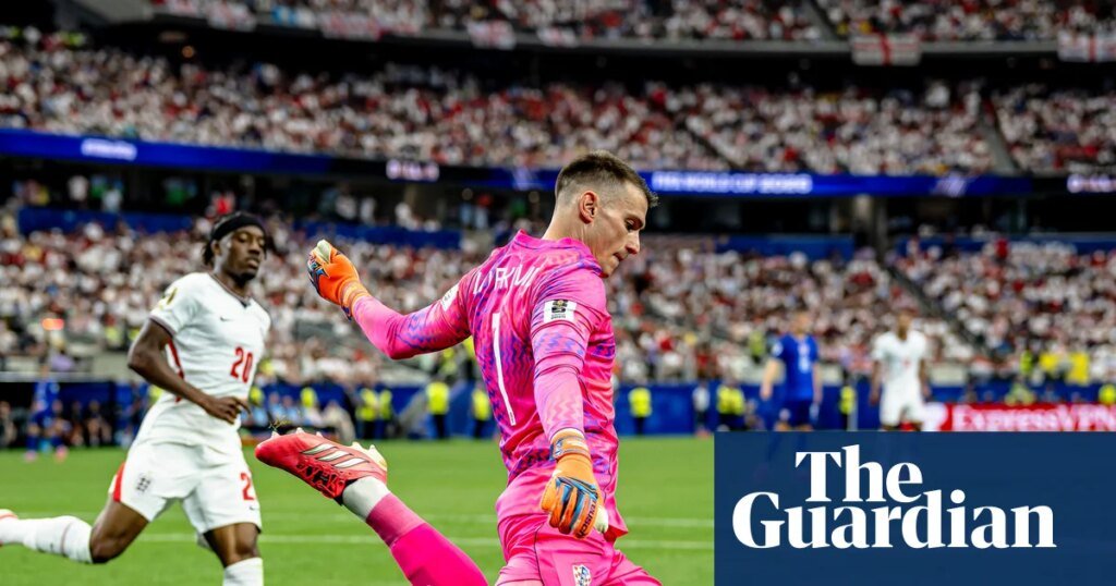 ‘you can’t unsee it’: how hot pink became the unofficial colour of the world cup | men's fashion ‘you can’t unsee it’: how hot pink became the unofficial colour of the world cup | men's fashion